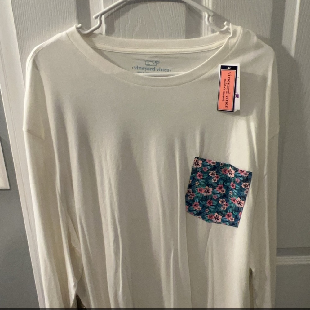 Vineyard vines shirt